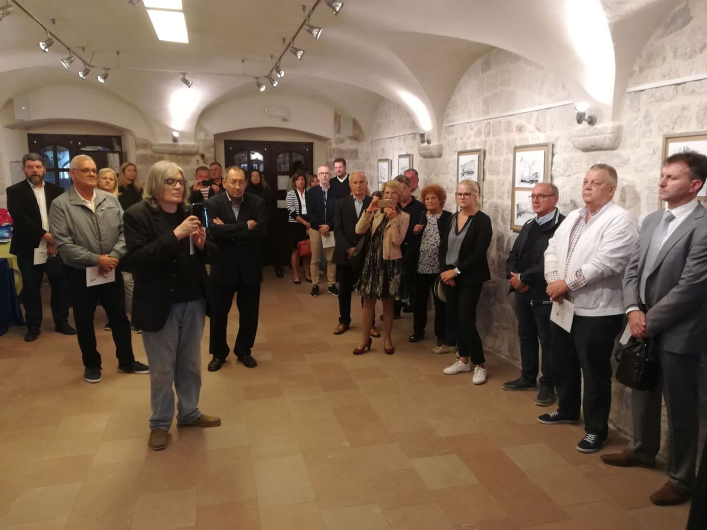 Izložba crteža „Kotorski mostovi” Veljka Mihajlovića